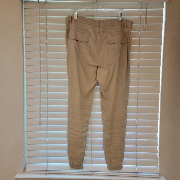 Vince Linen Cargo Pant Size 8 Marzipan Tan Oat Utility Pockets Casual Jogger - Picture 3 of 7